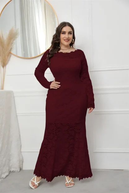 Elegant Lace Plus Size Dress - Image 3