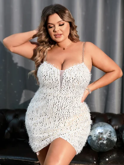 Elegant White Sequin Sleeveless Dress - Image 4