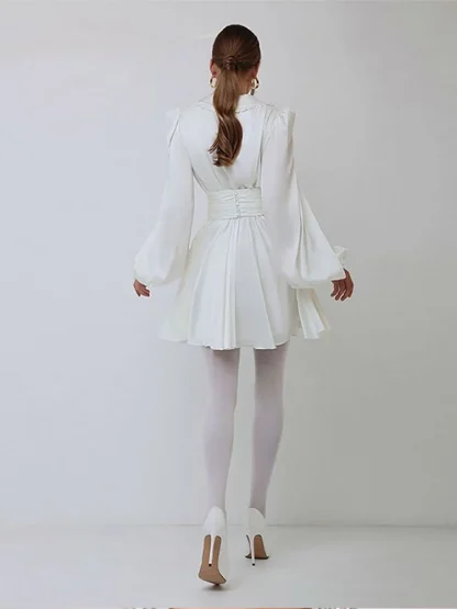 Elegant Chic Vintage-style White Dress - Image 3