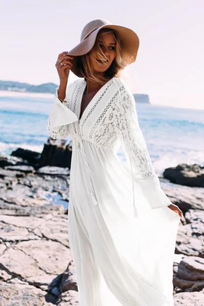 V-neck Maxi White Dress - Image 4