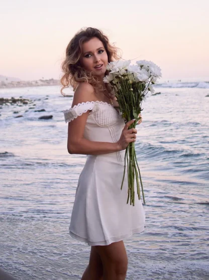 Elegant Casual A-line White Dress - Image 4