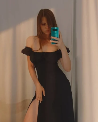 Off-shoulder Puff Sleeve Midi Dresses - Image 4