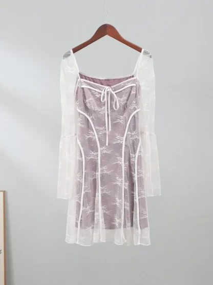 Vintage-style White Lace Mini Dresses - Image 5